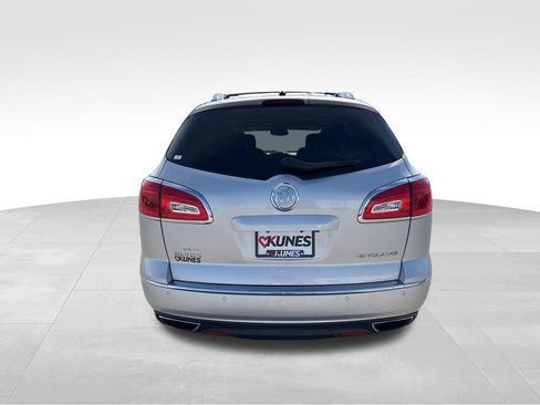 Used 2013 Buick Enclave Premium FWD image 8