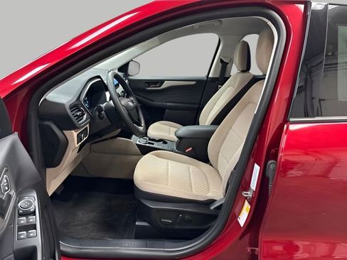 Used 2022 Ford Escape SE w/ Convenience Package image 9