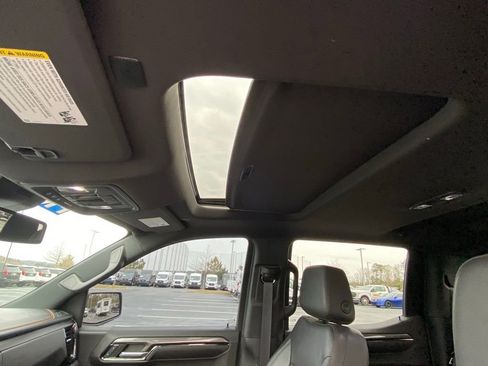 Used 2023 GMC Sierra 1500 AT4 w/ AT4 Premium Package image 20