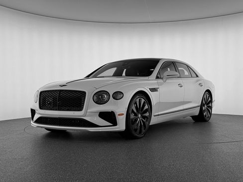 New 2026 Bentley Flying Spur Plug-In Hybrid image 10