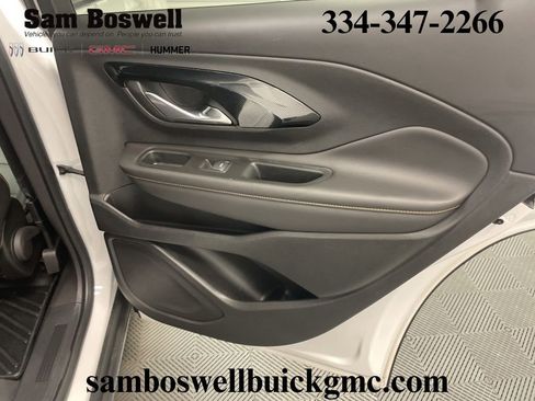 Used 2022 GMC Terrain AT4 image 29