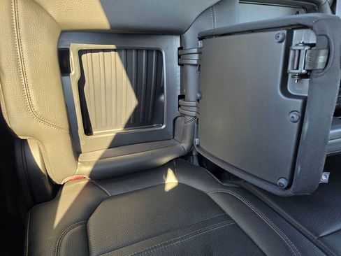Used 2022 GMC Sierra 2500 Denali AWD/4WD image 34