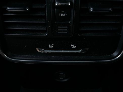 Used 2017 Porsche Macan S image 14