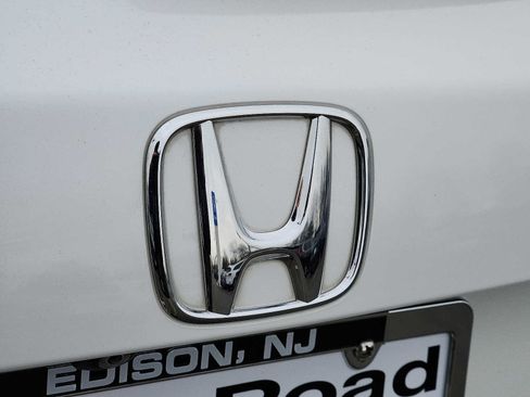 Certified 2017 Honda HR-V LX image 27