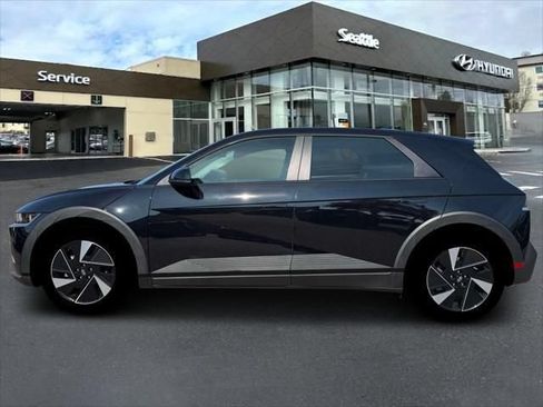 New 2026 Hyundai Ioniq 5 SE RWD image 3