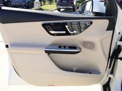 Certified 2025 Mercedes-Benz GLC 300 4MATIC image 28