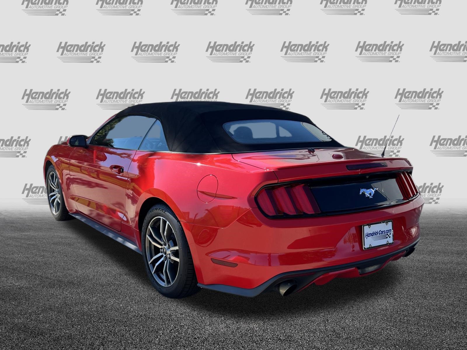 Used 2017 Ford Mustang Premium RWD image 9