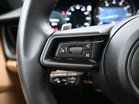 Used 2020 Porsche 911 Carrera S image 11