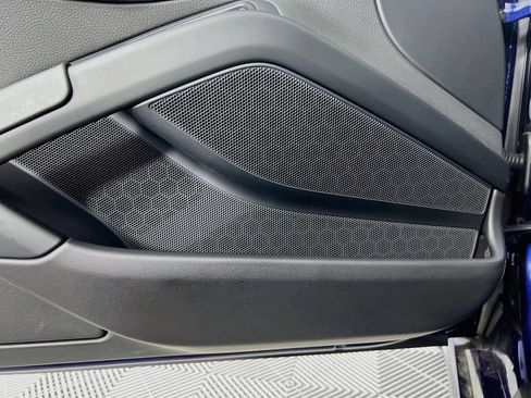 Certified 2025 Porsche 718 Cayman S RWD image 21