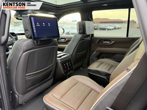 Used 2025 GMC Yukon Denali Ultimate image 40