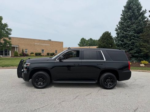 Used 2018 Chevrolet Tahoe 2WD image 2