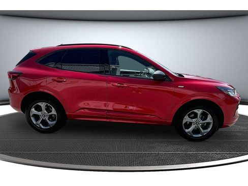 Used 2023 Ford Escape ST-Line w/ Tech Pack #1 AWD/4WD image 14