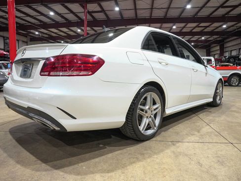 Used 2014 Mercedes-Benz E 350 E 350 Luxury 4MATIC AWD 4dr Se image 8