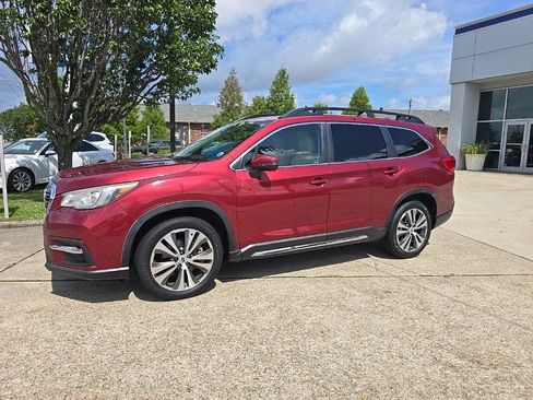 Used 2019 Subaru Ascent Limited AWD/4WD image 11