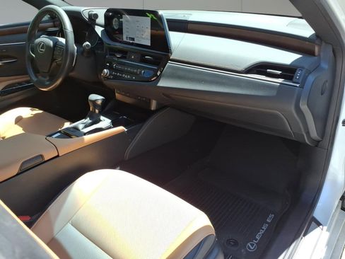 Used 2023 Lexus ES 350 w/ Premium Package FWD image 7