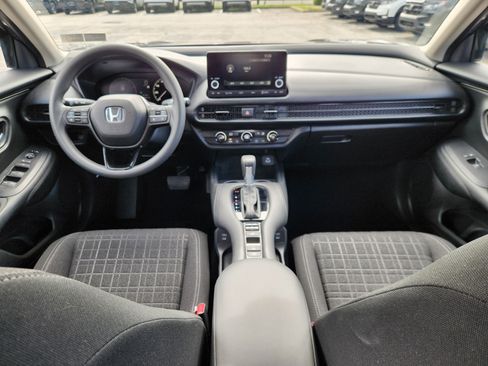 Certified 2025 Honda HR-V LX image 8