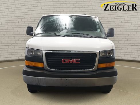 Used 2024 GMC Savana 2500 w/ Driver Convenience Package image 2