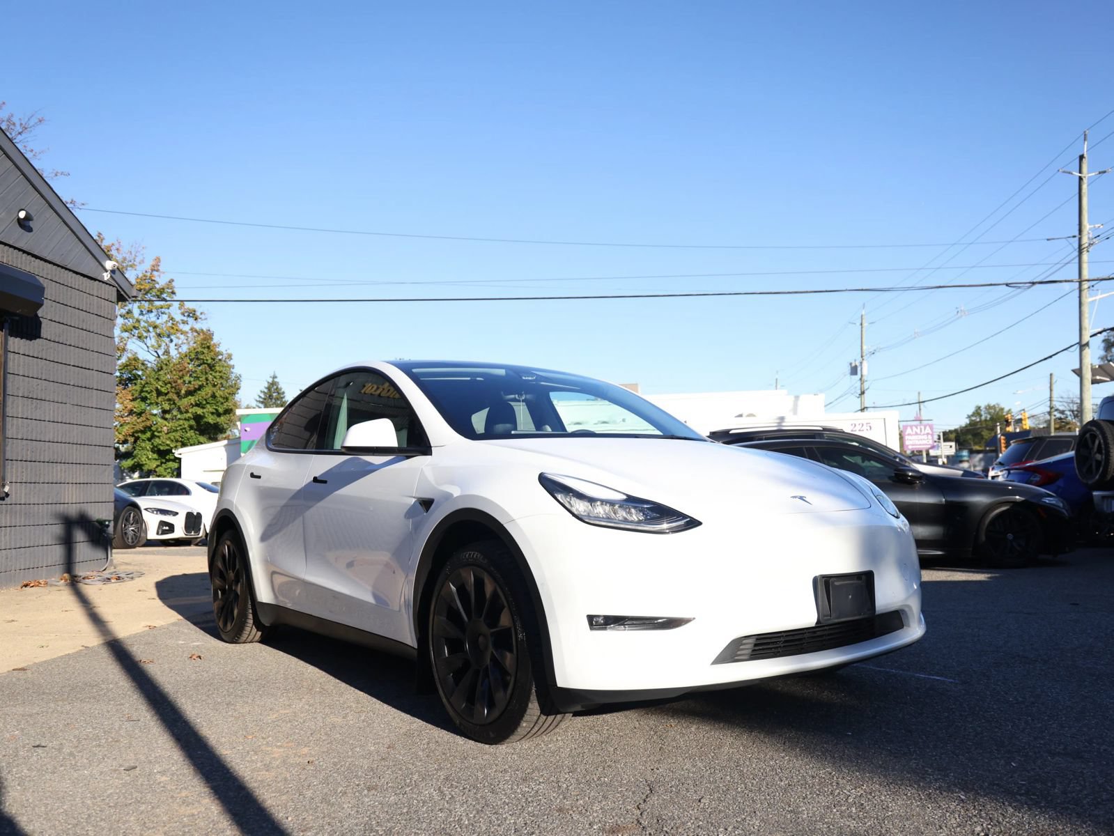 Used 2021 Tesla Model Y Long Range AWD/4WD image 3