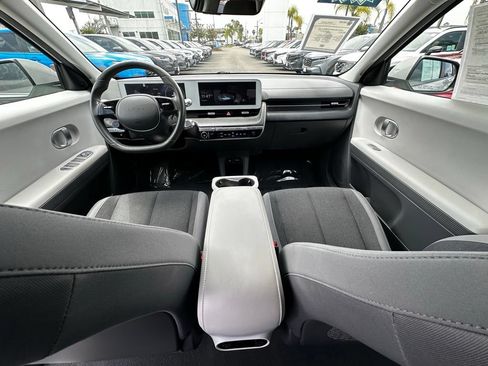 Used 2024 Hyundai Ioniq 5 SEL RWD image 19