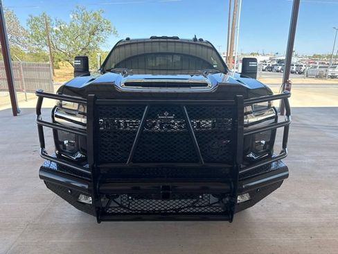 Used 2020 Chevrolet Silverado 3500 LT w/ Texas Edition AWD/4WD image 2