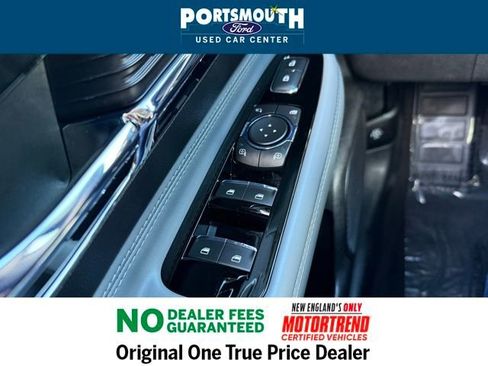 Used 2022 Lincoln Corsair AWD w/ Equipment Group 101A image 19