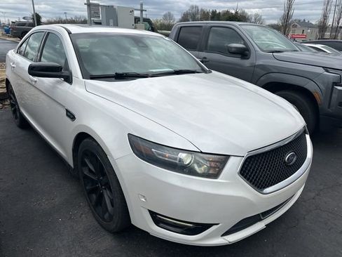 Used 2015 Ford Taurus SHO w/ Equipment Group 401A image 3