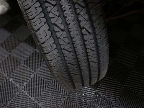 Used 2023 Chevrolet Express 2500 w/ Driver Convenience Package image 17