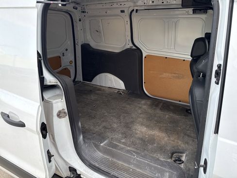 Used 2023 Ford Transit Connect XL image 13