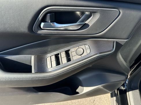 New 2026 Nissan Rogue SV image 10