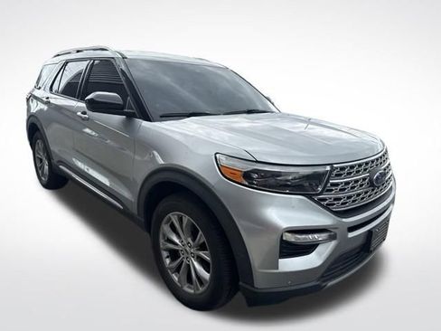 Used 2022 Ford Explorer Limited AWD/4WD image 5