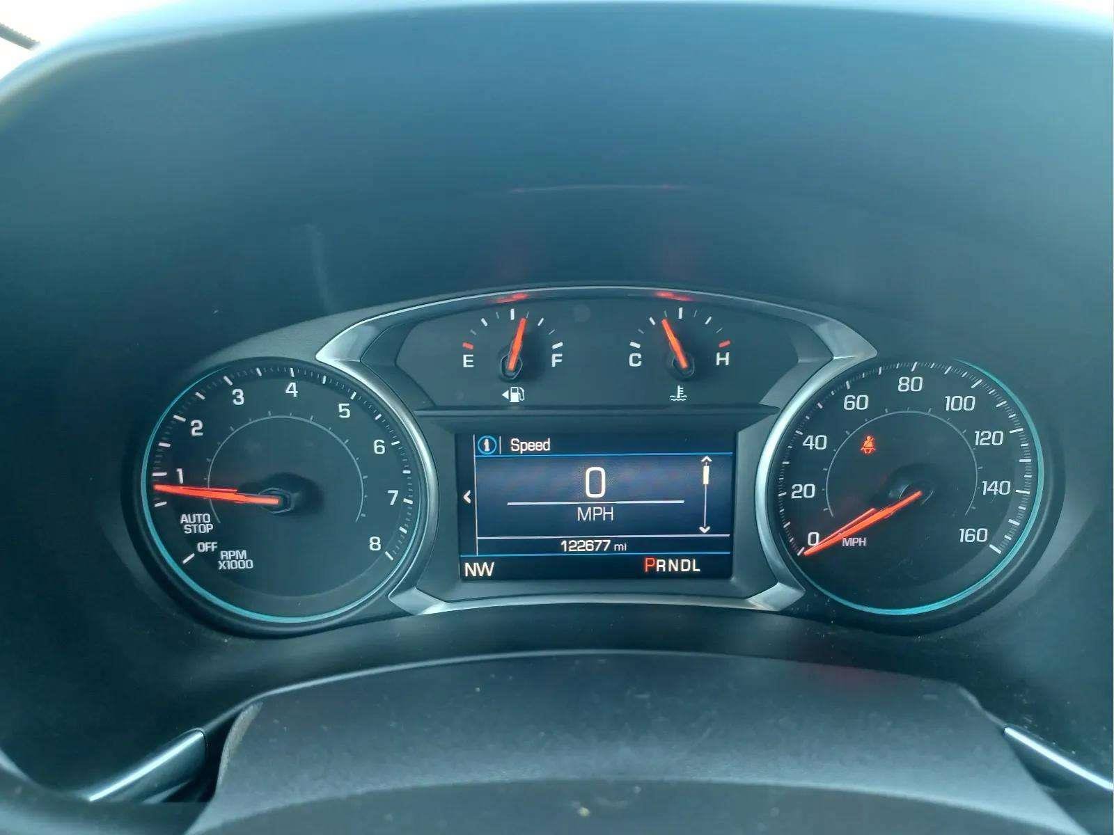Used 2019 Chevrolet Equinox LT AWD/4WD image 16