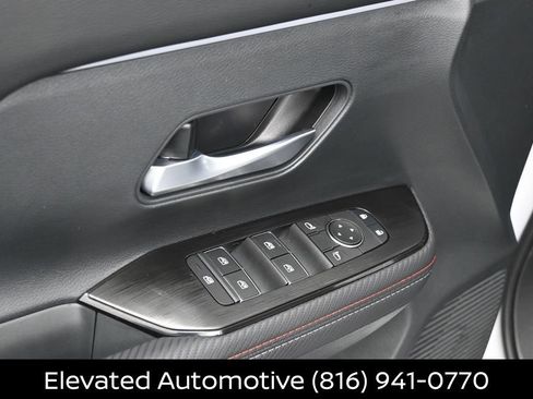 Certified 2026 Nissan Kicks SR w/ Cold Weather Package AWD/4WD image 13