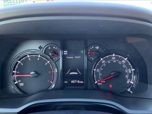 Used 2023 Toyota 4Runner SR5 Premium w/ Moonroof Package AWD/4WD image 26
