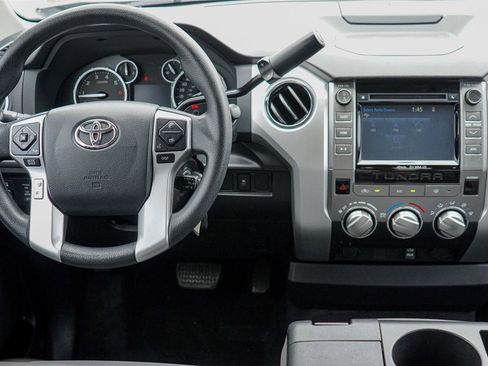 Used 2017 Toyota Tundra SR5 image 24