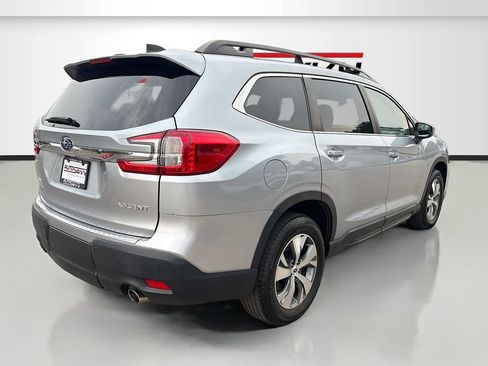 Used 2024 Subaru Ascent Premium w/ Convenience Package AWD/4WD image 7