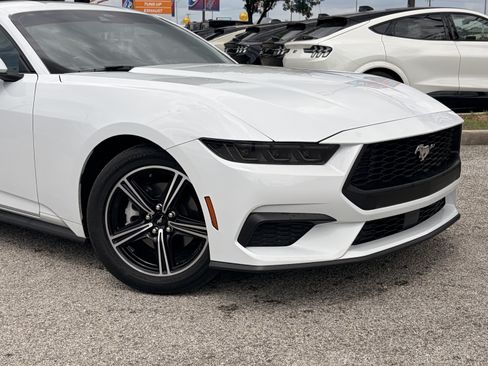 Certified 2025 Ford Mustang Coupe RWD image 2