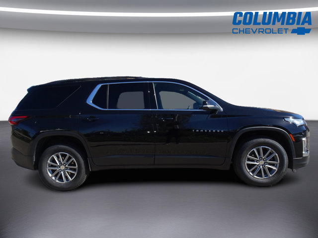 Used 2023 Chevrolet Traverse LT FWD image 2