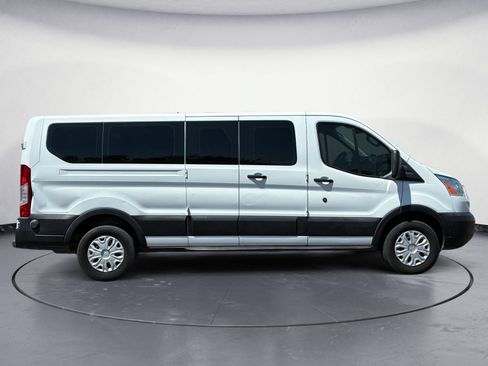 Used 2019 Ford Transit 350 XLT RWD image 6