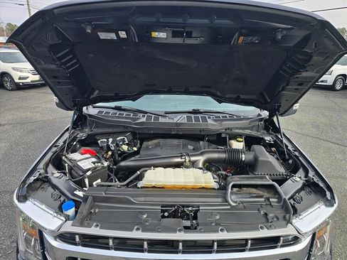 Used 2023 Ford F150 Lariat w/ Trailer Tow Package image 27