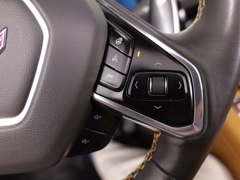 Used 2020 Chevrolet Corvette Stingray Preferred Cpe w/ 2LT Preferred Equipment Group RWD image 39