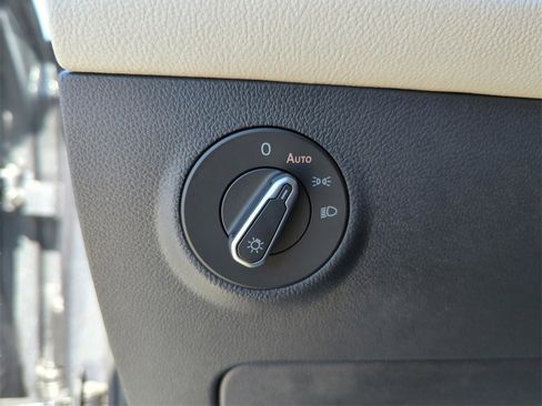 New 2026 Volkswagen Taos S image 34