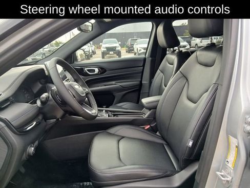 New 2026 Jeep Compass Limited image 11