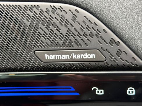 Used 2024 BMW 530i w/ M Sport Package image 22