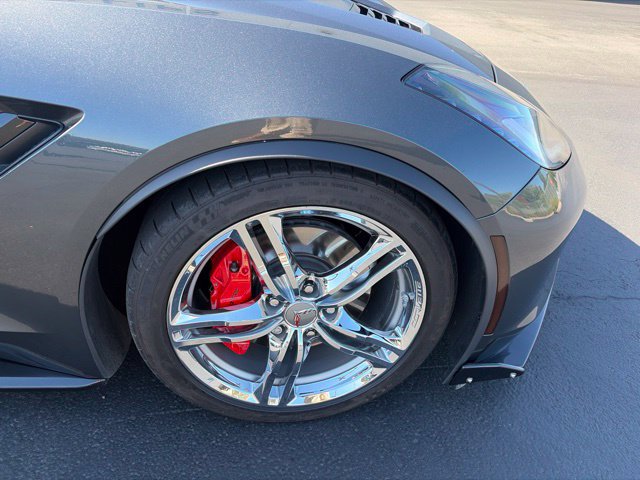 Used 2017 Chevrolet Corvette Stingray Coupe w/ Battery Protection Package RWD image 2