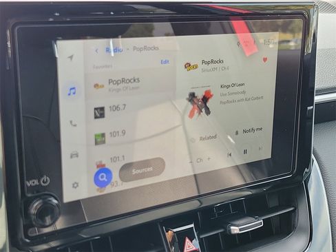 Used 2025 Toyota Corolla Cross AWD Hybrid image 26