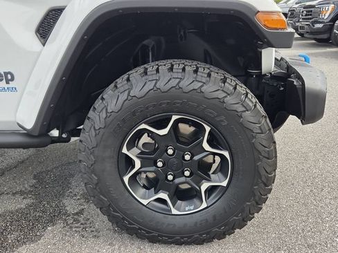 Used 2021 Jeep Wrangler Unlimited Rubicon 4xe AWD/4WD image 11