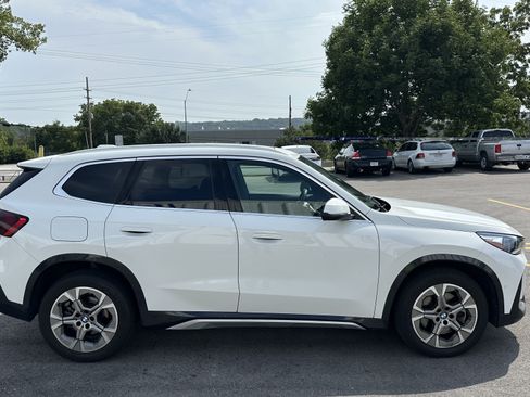 Certified 2025 BMW X1 xDrive28i AWD/4WD image 11