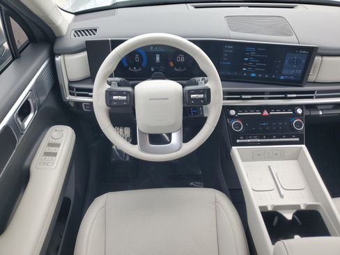 Used 2025 Hyundai Santa Fe SEL image 20