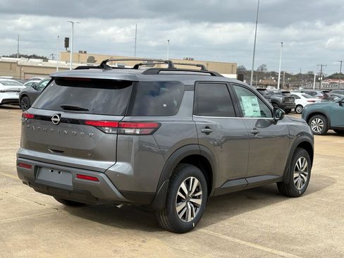 New 2026 Nissan Pathfinder SL FWD image 6