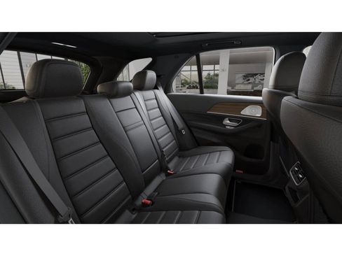 New 2026 Mercedes-Benz GLE 580 4MATIC image 4